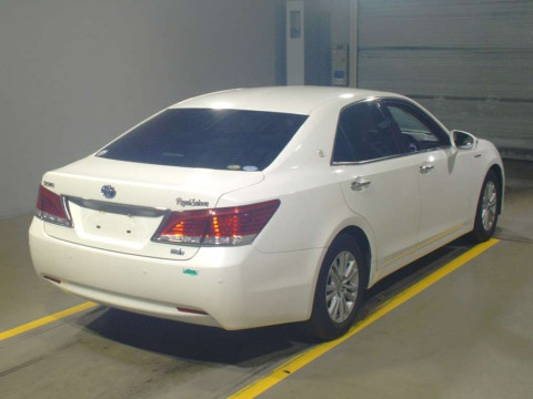 2015 Toyota Crown Hybrid AWS210[1]