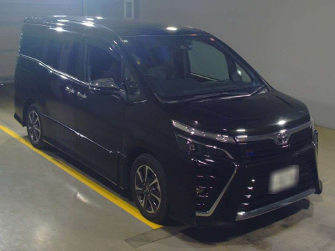 2020 Toyota Voxy ZRR80W[2]