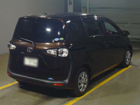 2016 Toyota Sienta NSP170G[1]