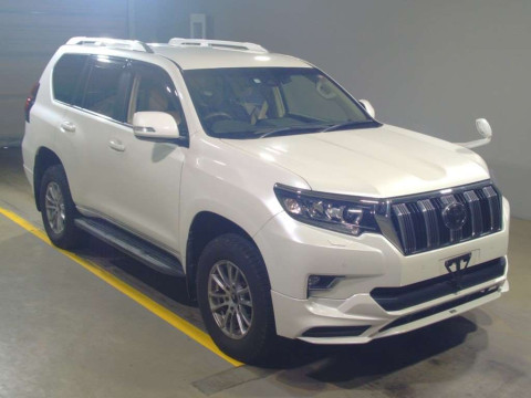 2017 Toyota Land Cruiser Prado GDJ150W[2]