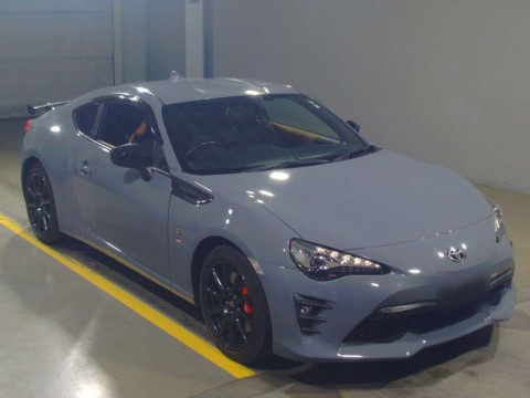 2018 Toyota 86 ZN6[2]