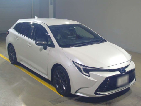 2022 Toyota Corolla Touring Wagon ZWE215W[2]