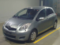 2010 Toyota Vitz