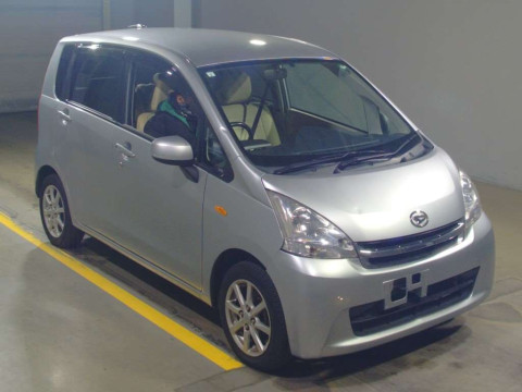 2011 Daihatsu Move LA100S[2]