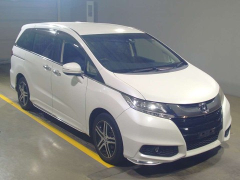 2015 Honda Odyssey RC2[2]