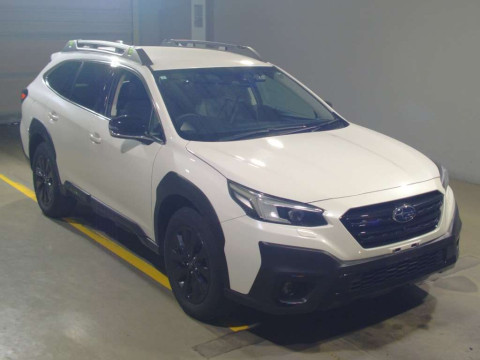 2024 Subaru Legacy Outback BT5[2]