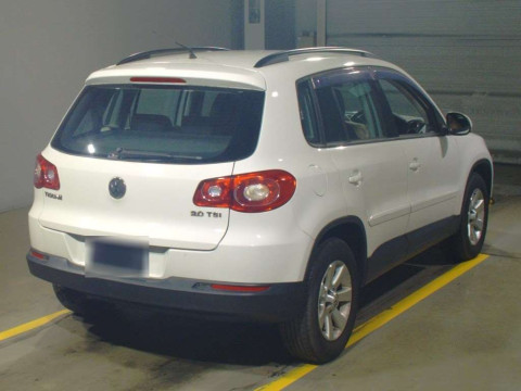 2008 Volkswagen Tiguan 5NCAW[1]