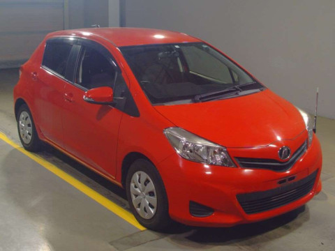 2014 Toyota Vitz KSP130[2]