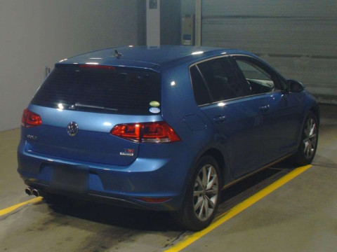 2015 Volkswagen Golf AUCPT[1]