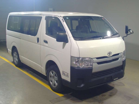 2019 Toyota Hiace Van GDH206V[2]