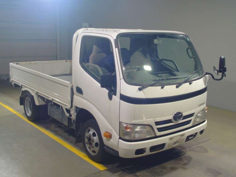 2011 Toyota Dyna Truck TRY230[2]