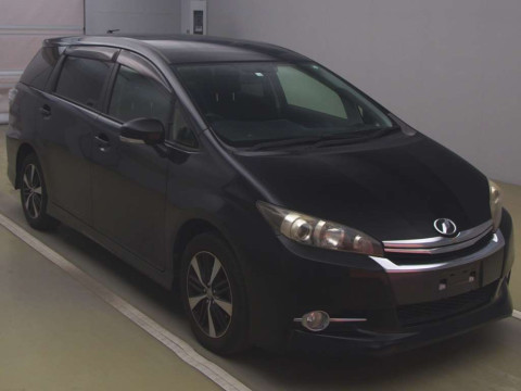 2013 Toyota Wish ZGE20W[2]