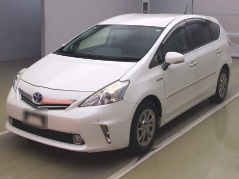 2014 Toyota Prius alpha ZVW41W[0]