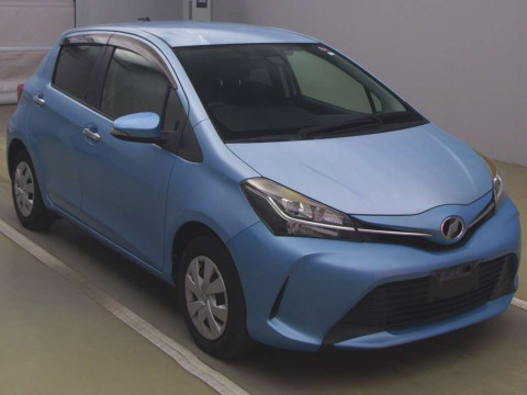 2016 Toyota Vitz KSP130[2]