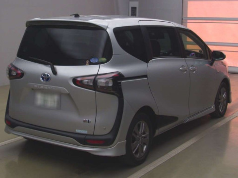 2016 Toyota Sienta NHP170G[1]