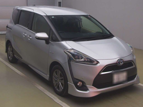 2016 Toyota Sienta NHP170G[2]