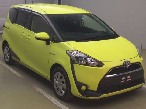 2015 Toyota Sienta NHP170G[2]