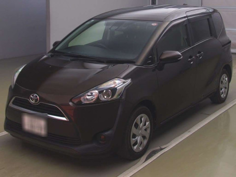 2016 Toyota Sienta NSP170G[0]