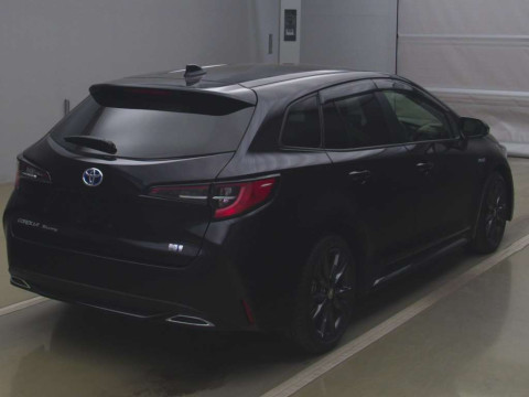 2019 Toyota Corolla Touring Wagon ZWE211W[1]