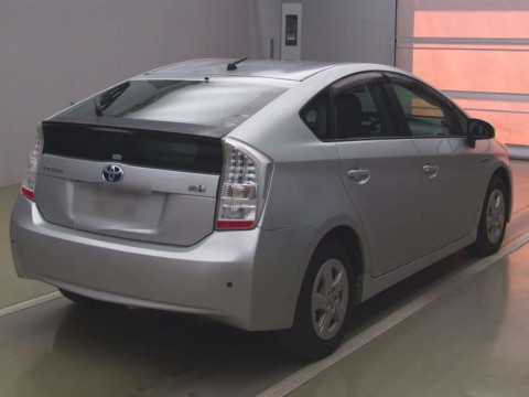 2010 Toyota Prius ZVW30[1]