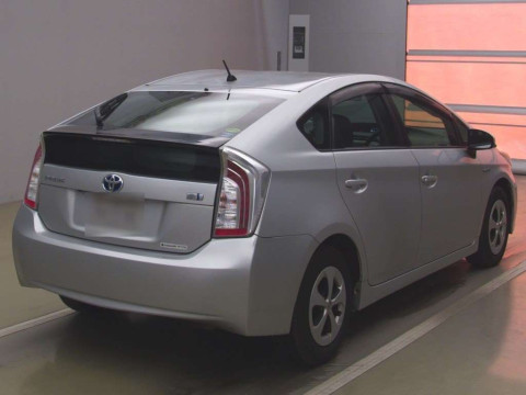 2012 Toyota Prius ZVW30[1]