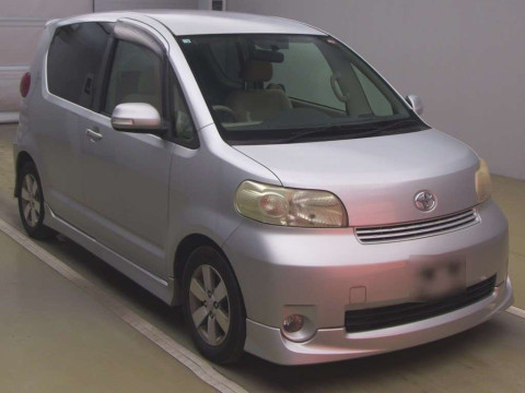 2010 Toyota Porte NNP11[2]