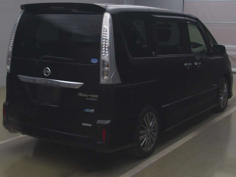 2012 Nissan Serena HC26[1]