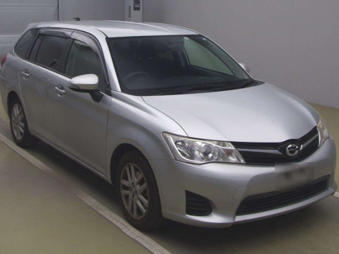 2013 Toyota Corolla Fielder ZRE162G[2]