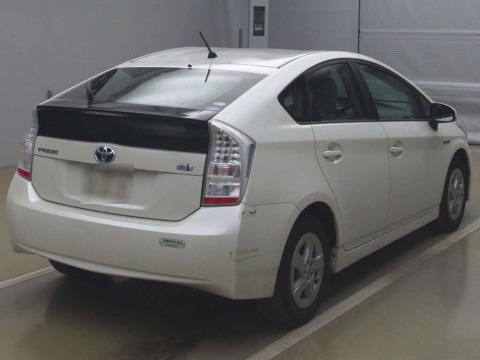 2011 Toyota Prius ZVW30[1]