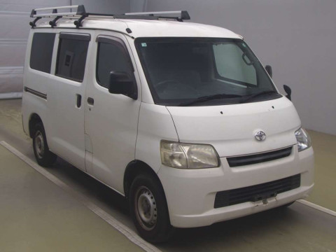 2015 Toyota Townace Van S402M[2]