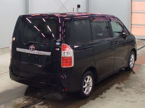 2008 Toyota Noah ZRR70G[1]