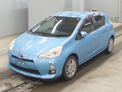 2012 Toyota Aqua NHP10[0]