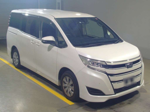 2019 Toyota Noah ZRR80G[2]