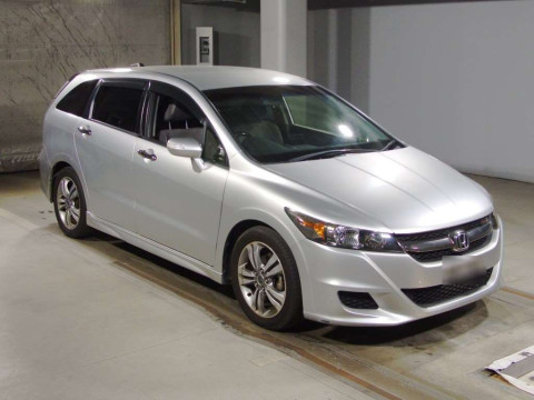 2013 Honda Stream RN8[2]