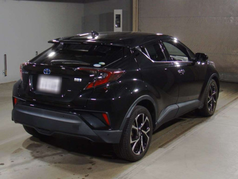 2018 Toyota C-HR ZYX10[1]