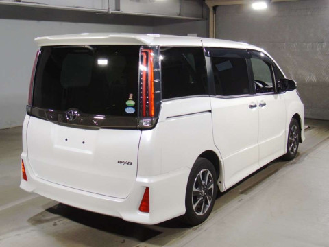 2018 Toyota Noah ZRR80W[1]