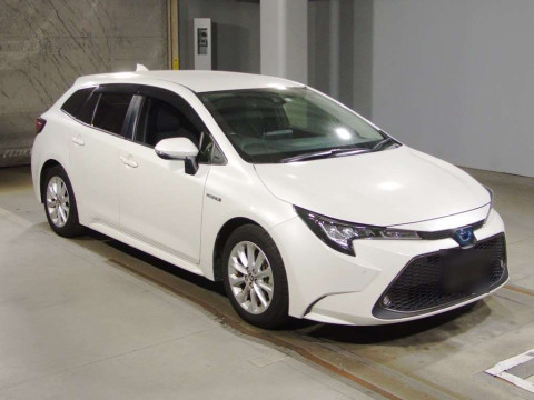 2019 Toyota Corolla Touring Wagon ZWE211W[2]