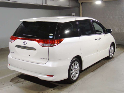 2011 Toyota Estima ACR50W[1]