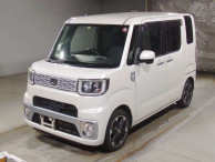 2015 Daihatsu Wake