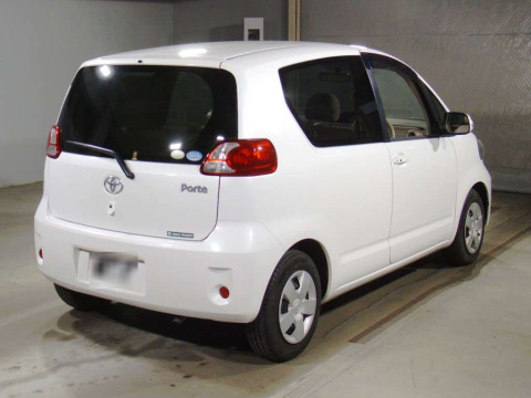 2011 Toyota Porte NNP10[1]