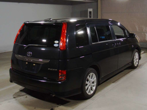 2008 Toyota Isis ANM10W[1]