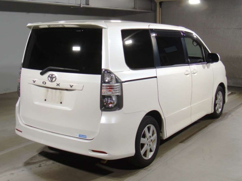 2009 Toyota Voxy ZRR70W[1]