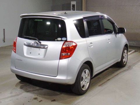 2006 Toyota Ractis NCP100[1]