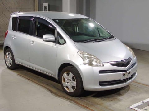 2006 Toyota Ractis NCP100[2]