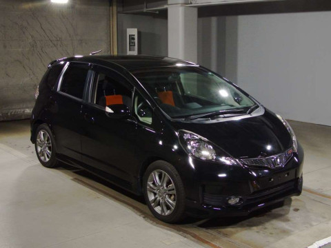 2011 Honda Fit GE8[2]