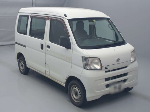 2014 Daihatsu Hijet Cargo S331V[2]