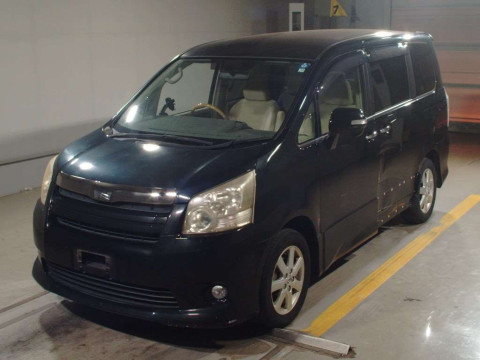 2009 Toyota Noah ZRR70W[0]