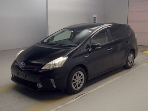 2013 Toyota Prius alpha ZVW40W[0]