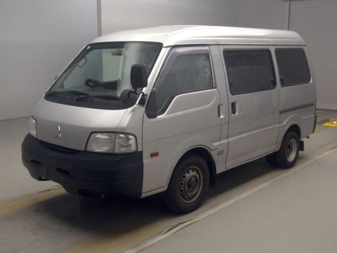 2006 Mitsubishi Delica Van SK82VM[0]