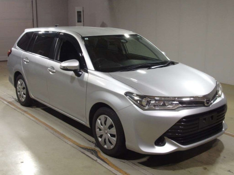 2017 Toyota Corolla Fielder NRE161G[2]